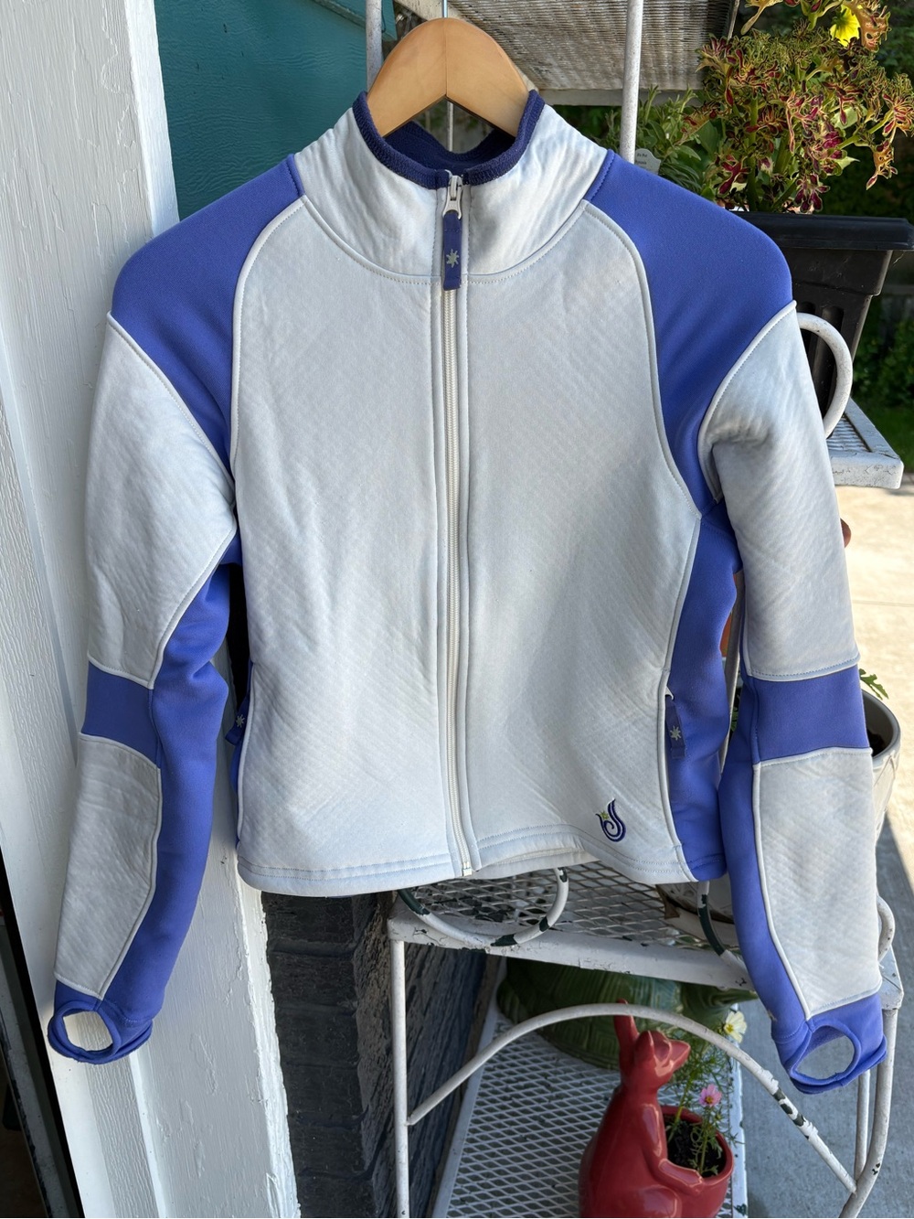 ISIS FULL ZIP PERIWINKLE AND WHITE HIKING JACKET
